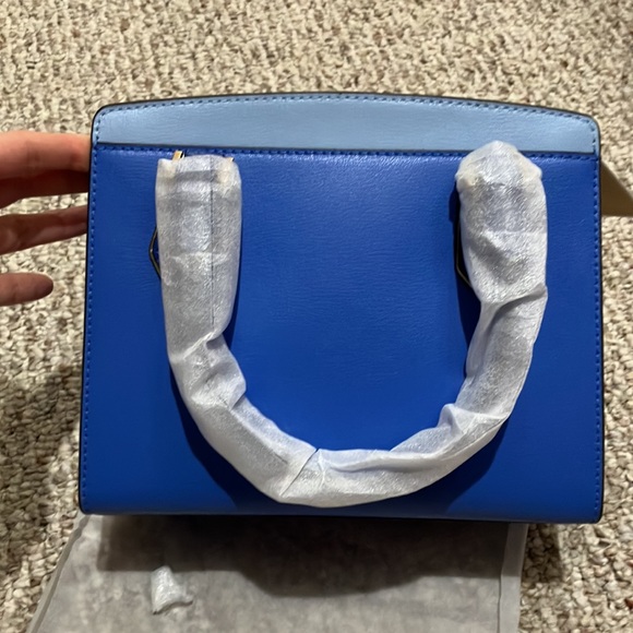 Michael Kors Mott Medium Messenger Convertible Crossbody(Oxford Multi)35T0GOXM2T - Picture 8 of 12